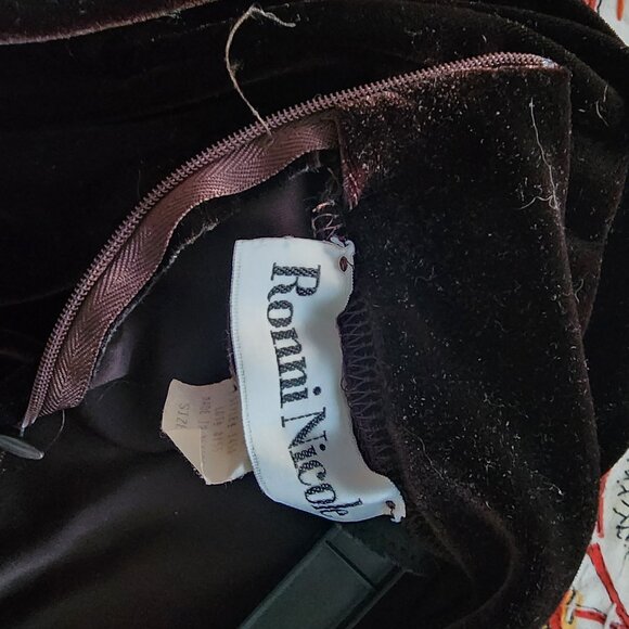 Ronni Nicole Velvet Vintage 90's - Picture 4 of 5